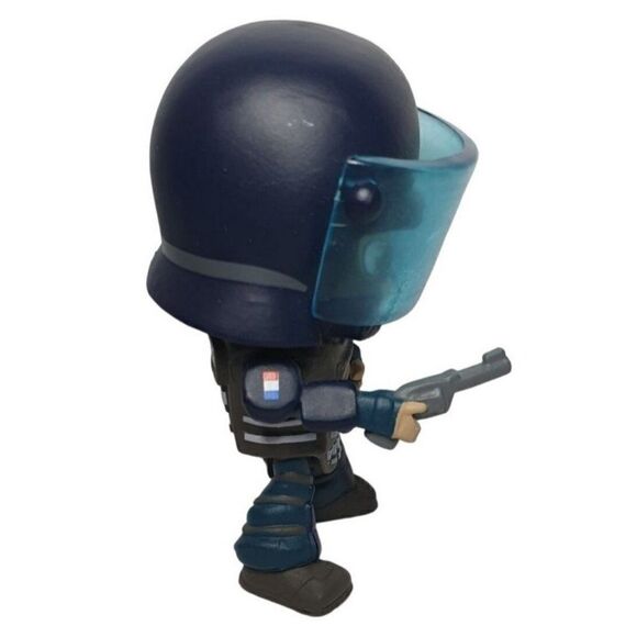 Six Collection Montagne Chibi Figurine Series 1 Video Games Mini Figure - Picture 2 of 5